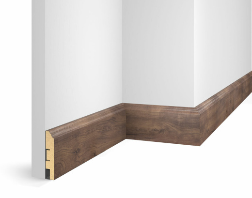 Плинтус дуб Старинный натуральный WP07